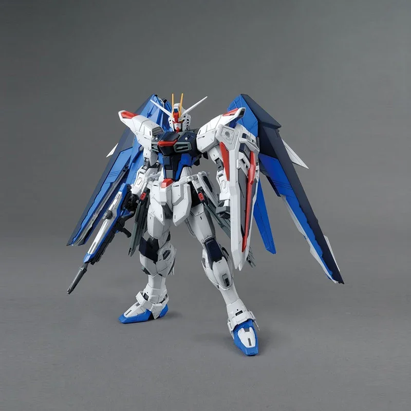 Bandai MG 1/100 Freedom Up Ver. 2.0 Freedom SEED Assembly Model Strong Attack Freedom Up 2.0 Manual Assembly Gift