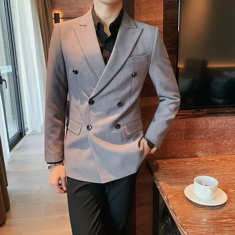 Short Male Blazer Double Breasted Slim Fit Men\'s Suit Jackets Thin Coat Cropped Fashionable Vintage Fashion 2024 Luxury Designer