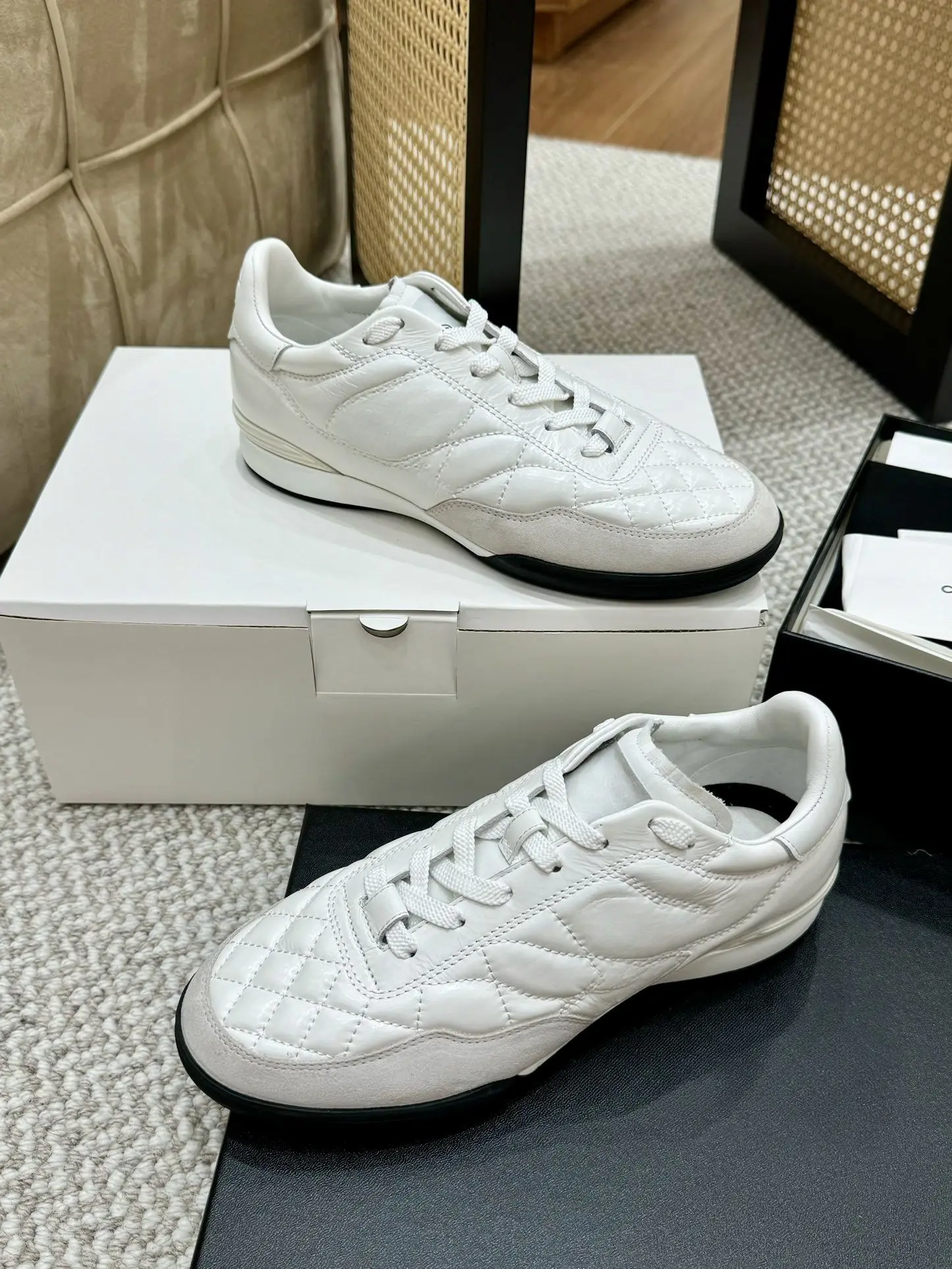 Retro Simple Side Logo‑decor Unisex Skate Board Shoes Men Women Casual Low‑cut Sneakers Classic Skate‑style Silhouette Wear‑resistant Shock‑absorbing Outsole Lace‑up Footwear For Student Daily Outdoor Dating Shopping Campus Street Activities