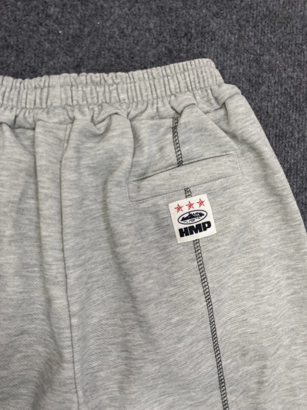 سراويل رياضية عالية الخصر مطرزة بحروف جزيرة الشيطان فضفاضة تناسب للجنسين ملابس الشارع العصرية شورتات ترفيهية غير رسمية