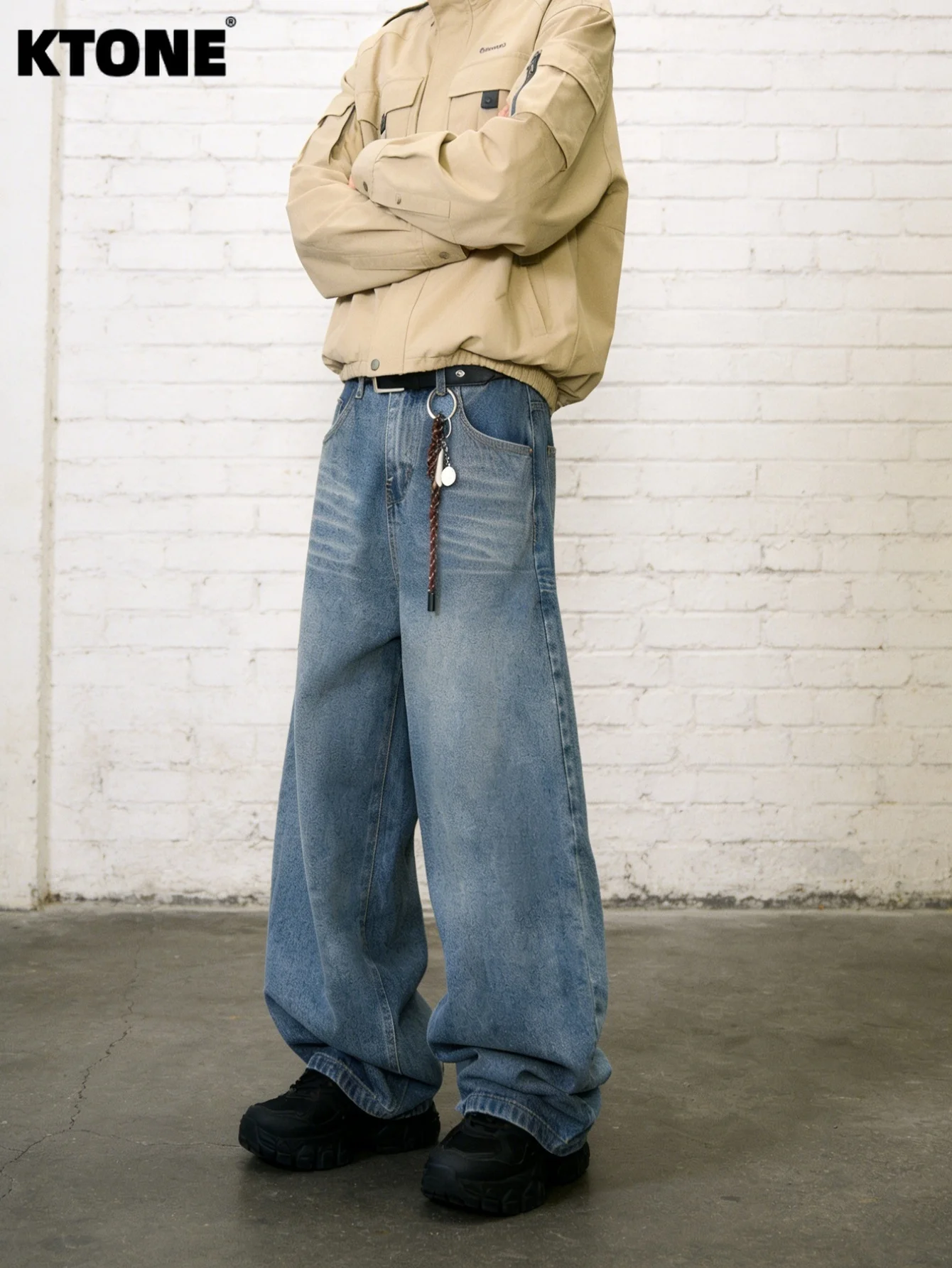 

Urban Blue Men's Original Baggy Jeans Pants Y2K Drip Fit Streetwear Denim No accessories or belts included