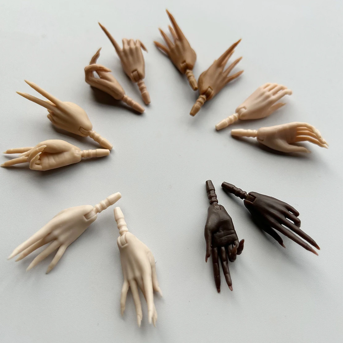 Manos de repuesto para el cuerpo MENGF con uñas largas, diferentes gestos universales para muñeca FR/IT 1/6, súper modelo, puede ser manicura DIY