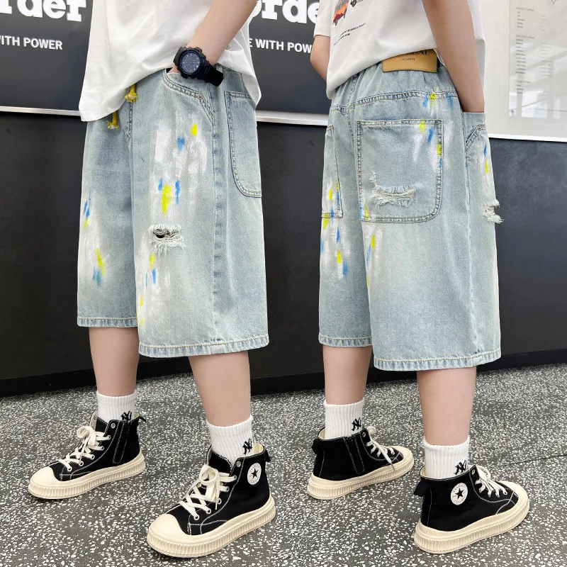 Loose Straight Child Drawstring Denim Shorts for Boys Ripped Baggy Five-Quarter Pants with Drawings Kids Fashion Street Capris
