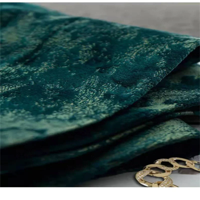 

Custom Size Retro Scandinavian Velvet Foil Embossed Blackout Curtains for Living Dining Room Bedroom Fabric Blackout Luxurydecor
