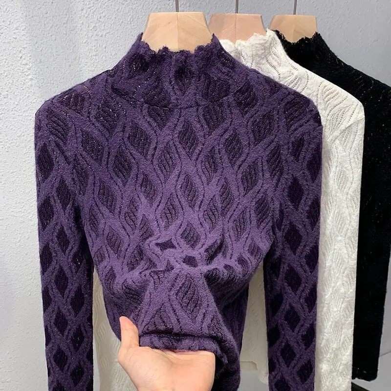 Camisa básica de encaje cepillado de gama alta, cuello semialto de terciopelo, moda y elegante, manga larga ajustada, novedad de otoño e invierno de 2024