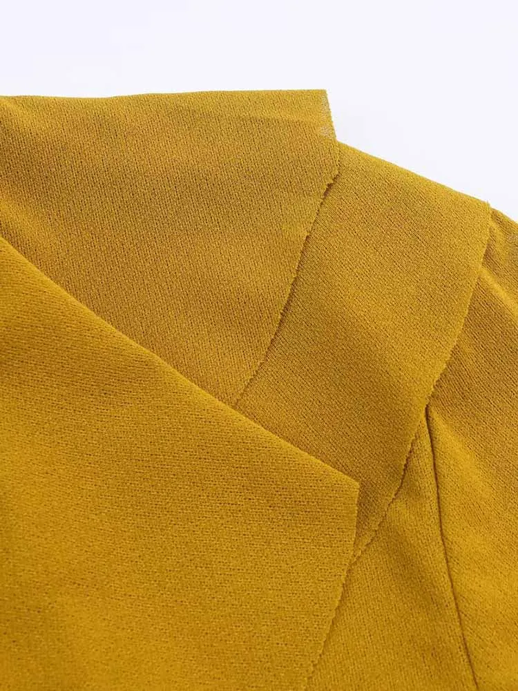 เสื้อแฟชั่นผู้หญิงสไตล์ยุโรปและอเมริกา รุ่นใหม่ล่าสุดสำหรับฤดูใบไม้ร่วง ดีไซน์เรียบง่าย สไตล์ลำลอง แต่ดูหรูหรา พร้อมผ้าคลุมตกแต่งหลายชั้น