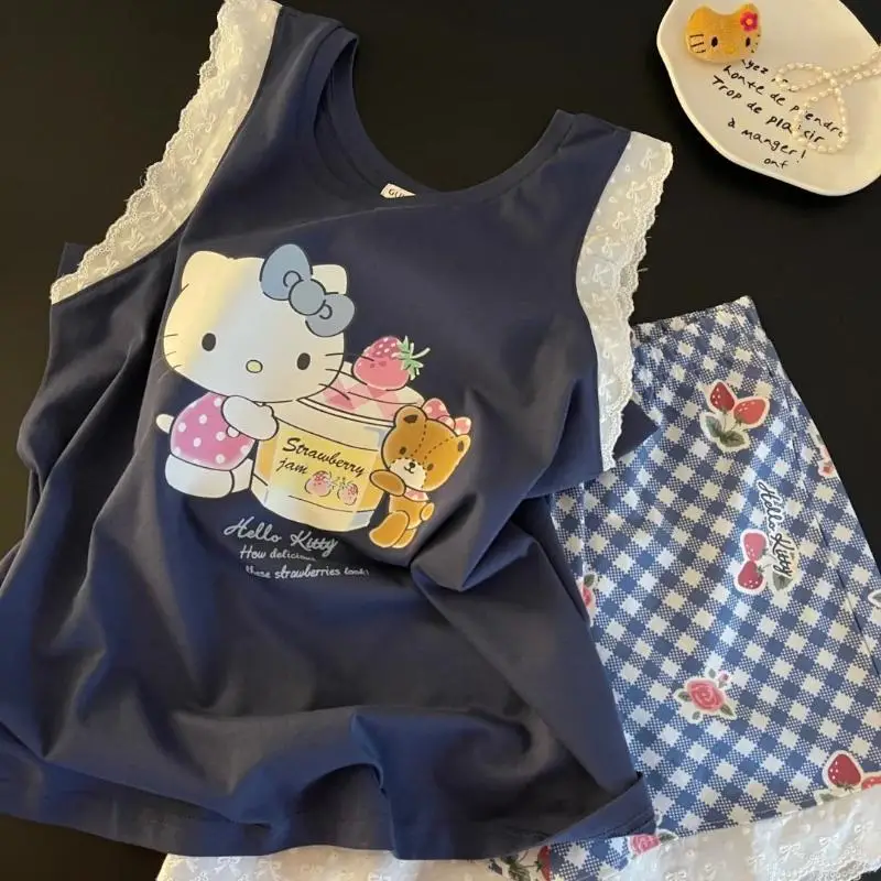 

Новый стиль, кружевной жилет Hello Kittys, пижамы, шорты, летние Sanrio для девочек, студенческая модная домашняя одежда, костюм, кружевной клетчатый наряд с героями мультфильмов