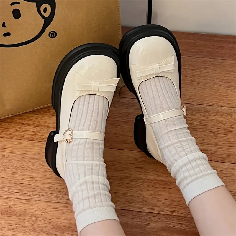 Heart Buckle Lolita Shoes Women\'s Sweet Bow Cute Mary Jane Shoes Girls Retro Round Head college style PU leather loafers Beige