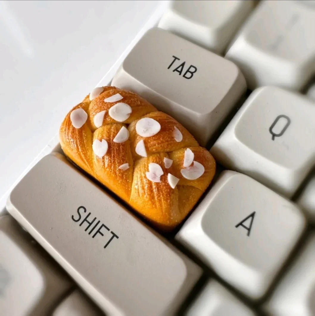 

1pc Small Toasts Bread Keycaps Personalized ESC Toast Gourmet Keycaps Hand Torn Bread Mechanical Keyboard 1.75u Replacement