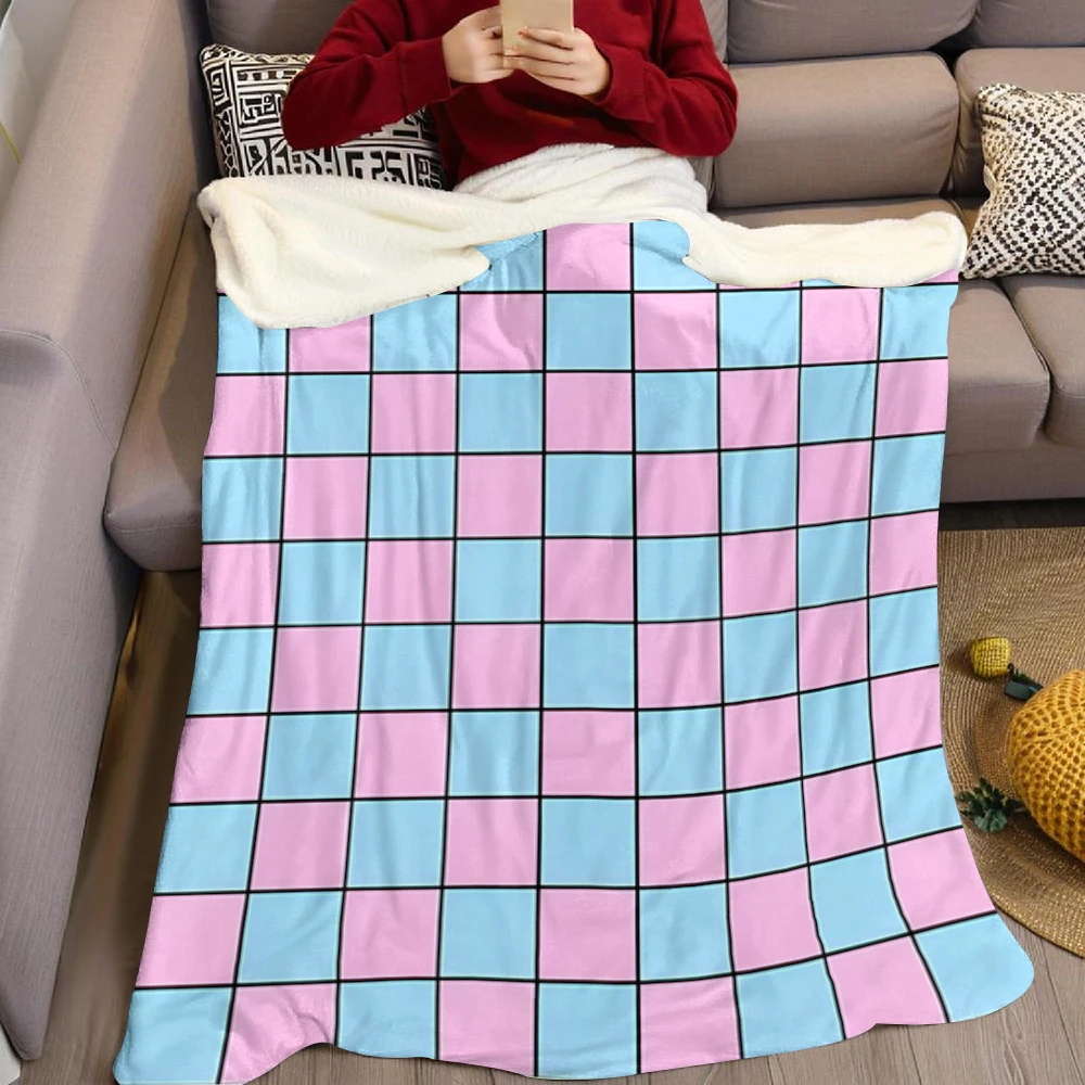 Pastel Warped Checkerboard Lightweight Flannel Blanket Breathable Cozy Throw Blanket for Spring Summer Sofa Bed Air Conditioning