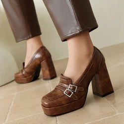 Décolleté con plateau da donna gotica punta quadrata tacchi alti grossi Party Office Ladies Slip on Vintage fibbia per cintura mocassini Brogue scarpe 42