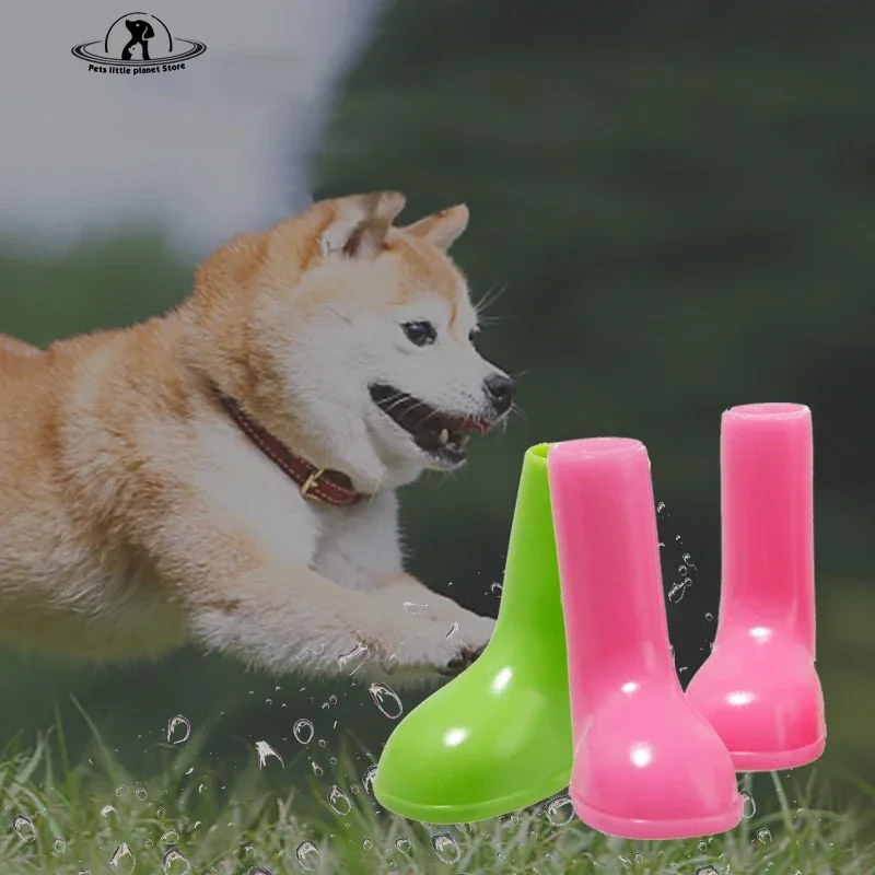 Pet Dog Cats Rain Pet Boots Rubber Portable Anti Slip Waterproof Pet Dog Cat Rain Pet supplies Size S/M/L