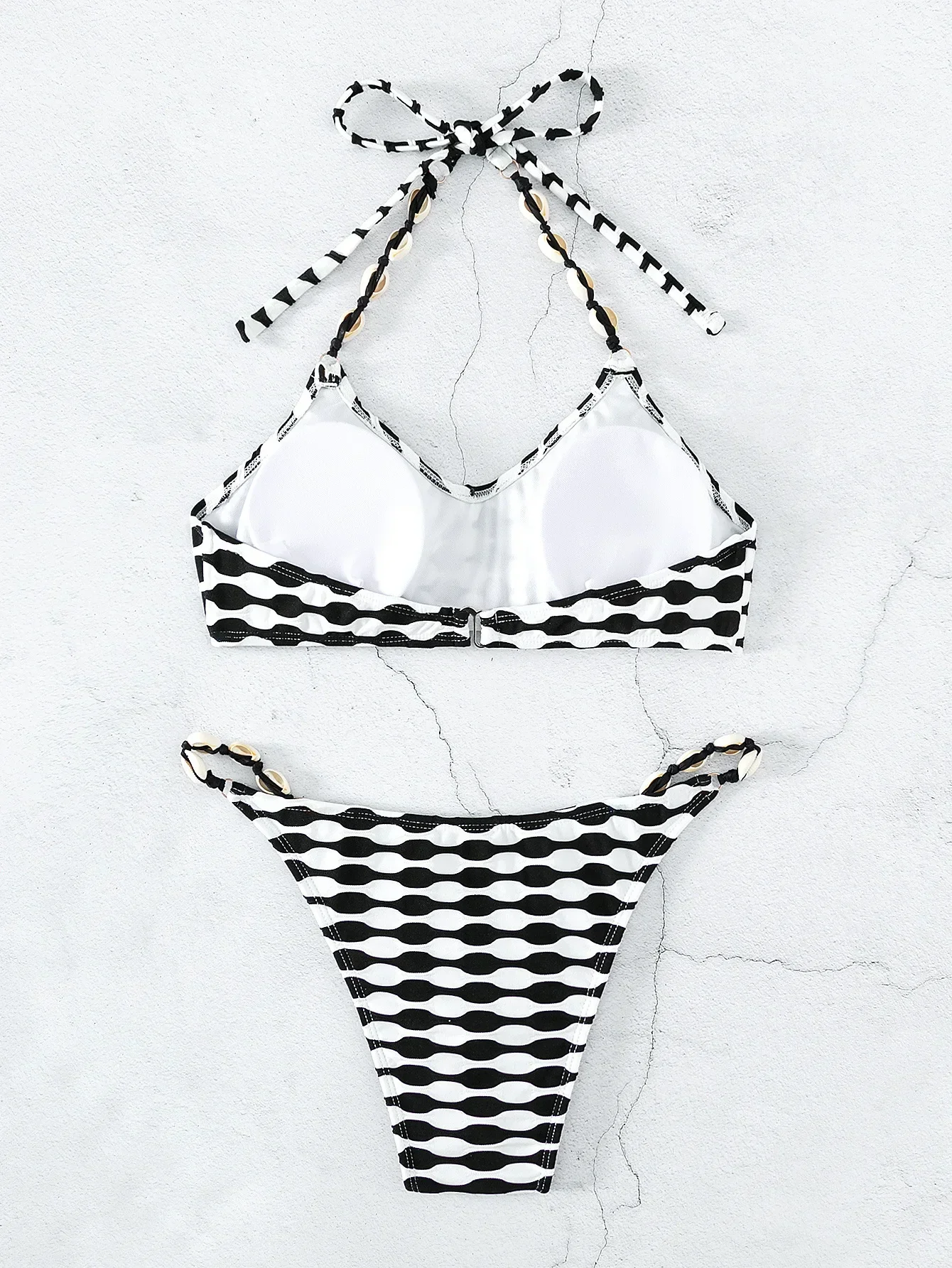 Black White Contrast Swimsuit Women 2025 New 2-piece Low Waist Thong Bikini Set Sexy Shell Chain Suspender Backless Bathing Suit