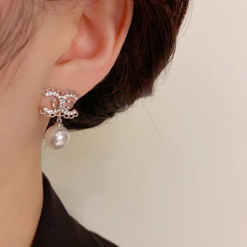 S925 Sterling SilverExquisite Versatile Korean Edition Double C Bow Pearl Earrings Suitable for Dating Gathering Jewelry