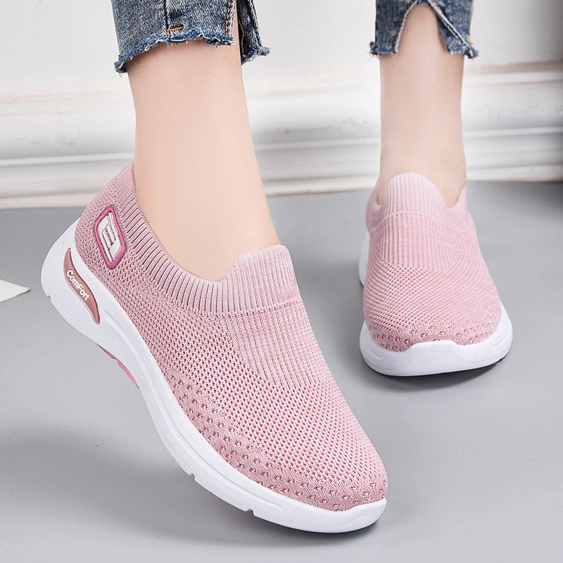 Women Running Shoes Lightweight Sports Shoes Comfortable Breathable Mesh Slip-On Walking Sneakers Tenis Feminino Zapatos Mujer