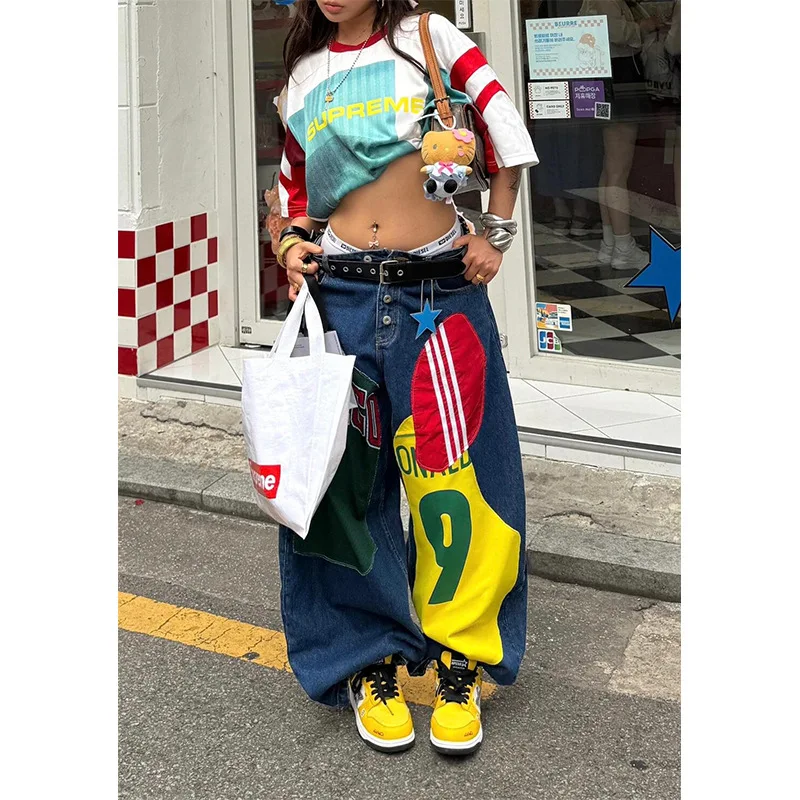 初秋の新しいスタイルの韓国の主流ストリートダンスルーズワイドレッグジーンズ、レトロプリントカーブナイフレディースジーンズ