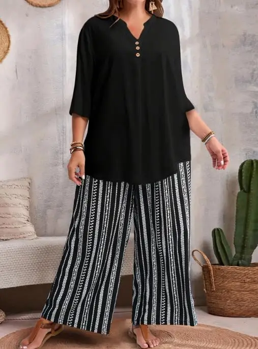 

Oversized Women's Two-Piece Set with V-Neck Top and Printed Pants Set