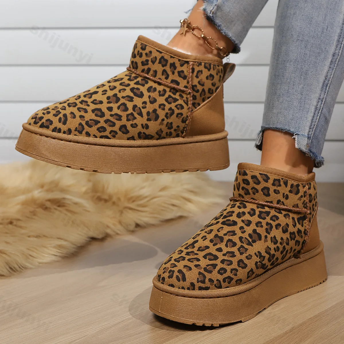 Leopard Print Suede Snow Boots Woman Platform Ankle Boots 2024 Winter New Thickened Plush Warm Cotton Shoe Women Short-Tube Boot