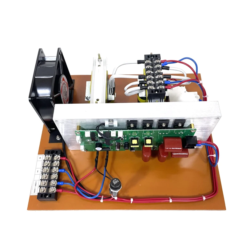 1200 واط 28 كيلو هرتز إلى 40 كيلو هرتز محول الطاقة بالموجات فوق الصوتية الاستشعار مولد لوحة تحكم الطاقة