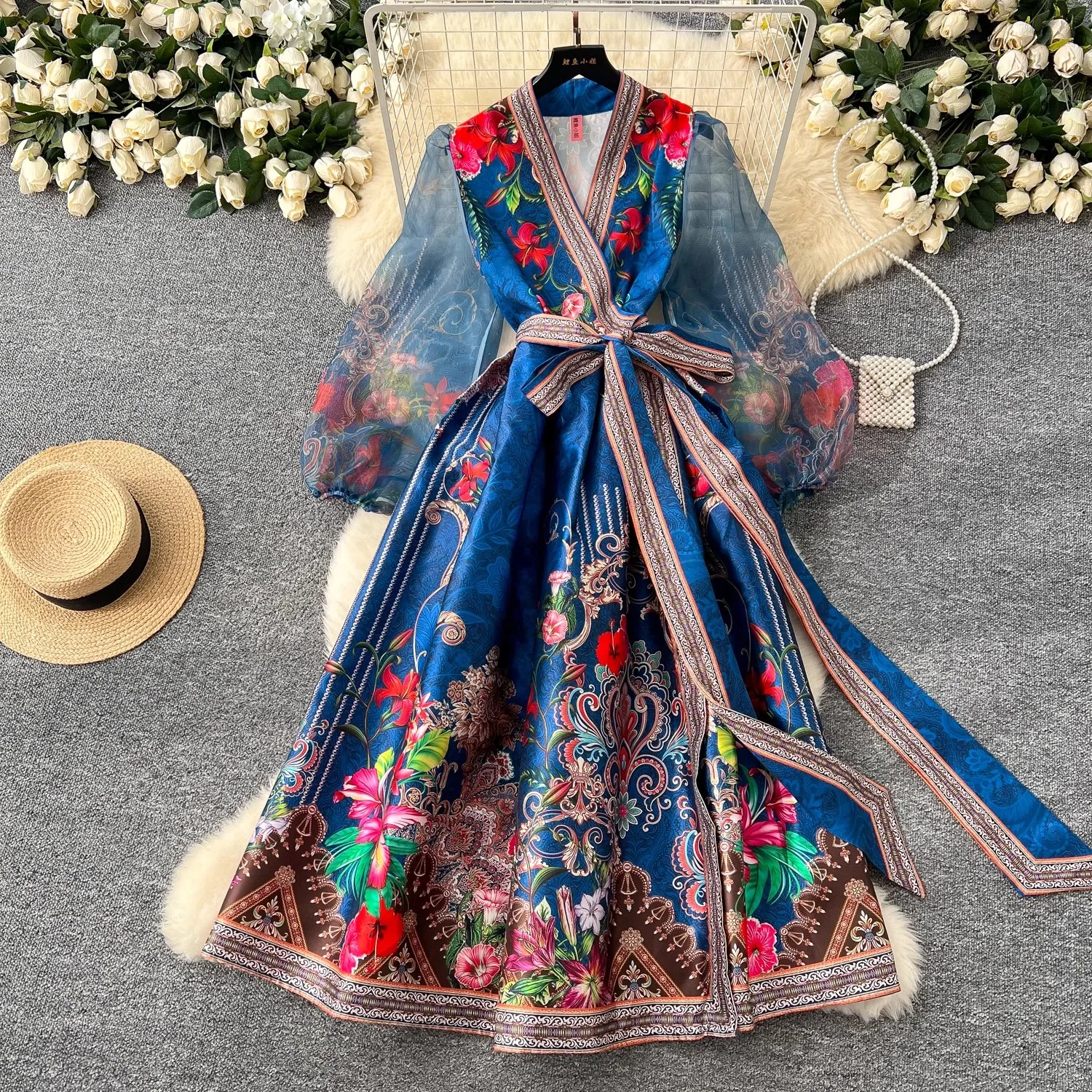 Sommer Böhmischen Wunderschöne Blume Lange Kleid frauen Kreuz V-ausschnitt Laterne Hülse Mesh Patchwork Dicken Satin Lange Party Vestidos