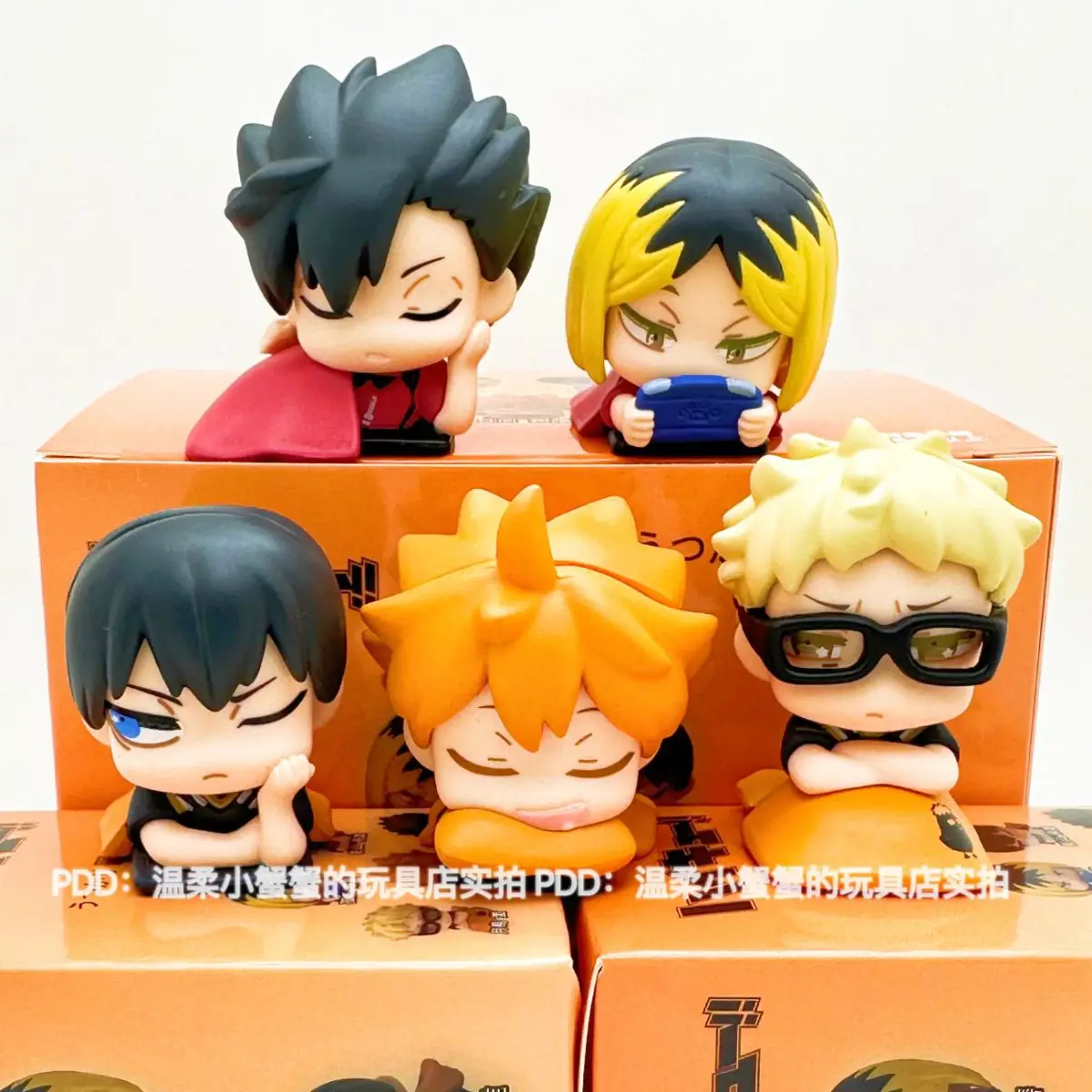 

Haikyuu chibi sleeping face mini figure gashapon collectible gift, can be given to others