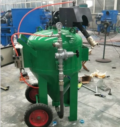 Dust-free sandblasting machine with moving wheel