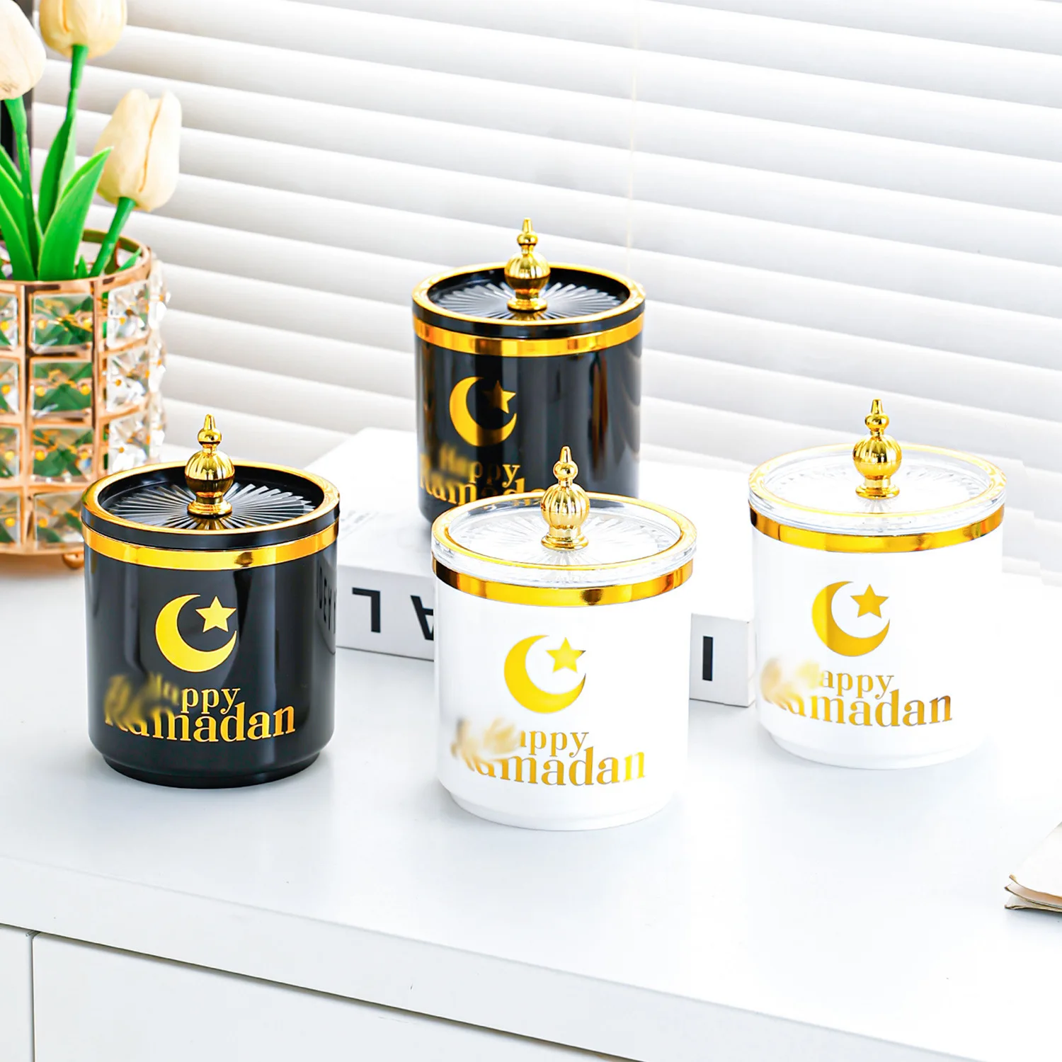 

Light luxury style transparent plastic airtight jars, milk powder containers, kitchen grain and miscellaneous grain storage jars