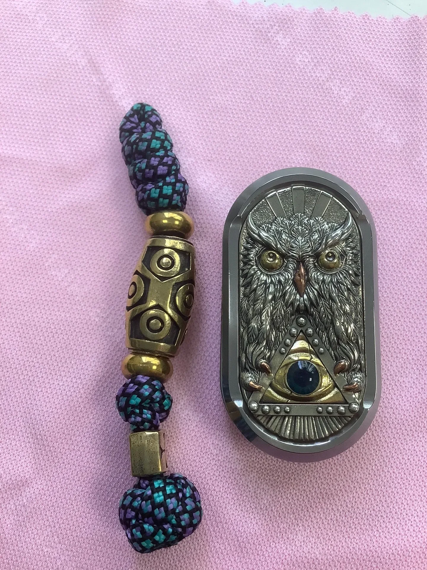 Grip without k Grip without k Owl Titanium Body Copper Patch Brass Pendant