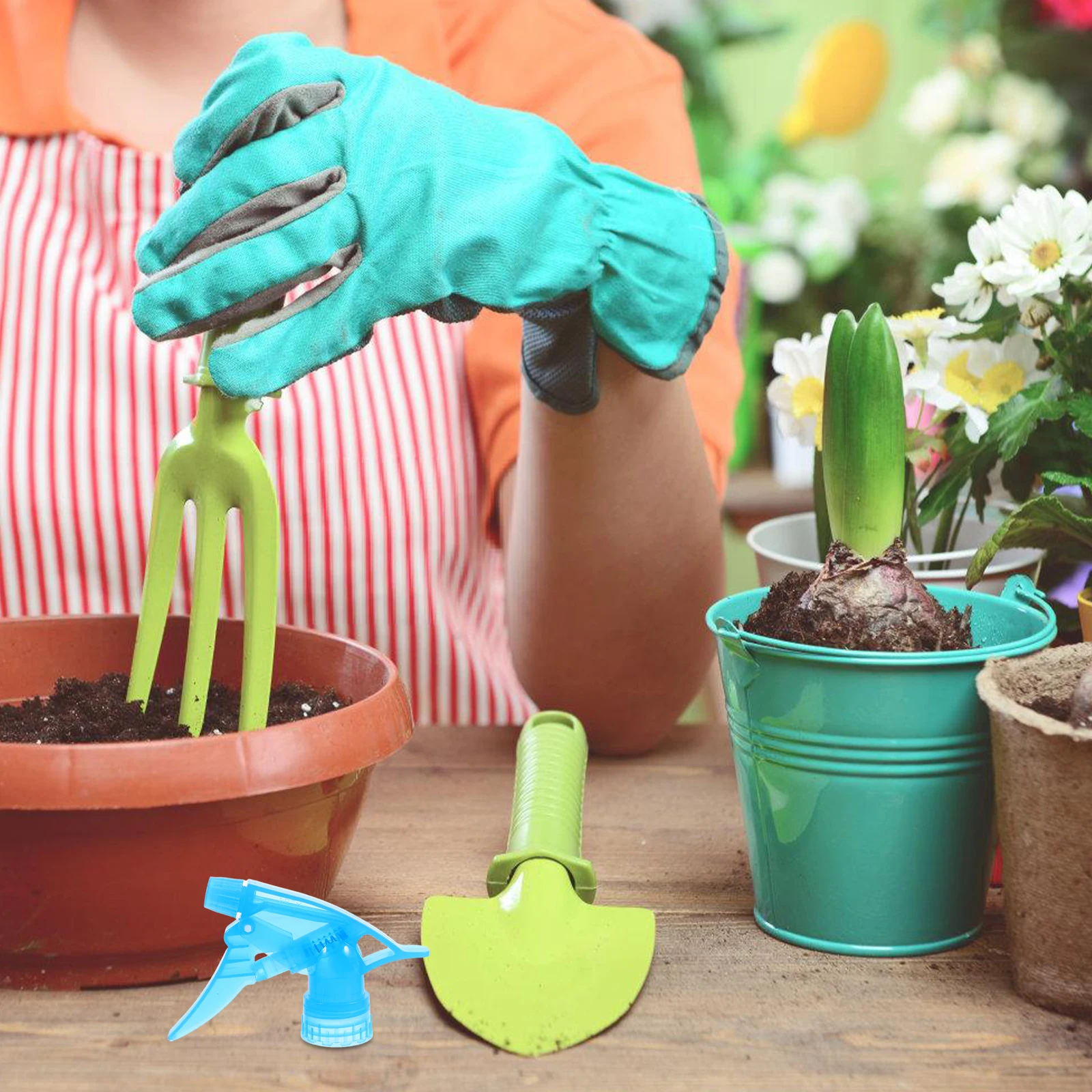 

6pcs Balcony Plant Watering Can Head Misting Spray Nozzle Garden Bottle Cap Sprinkler Electric Plastic Flower Irrigation