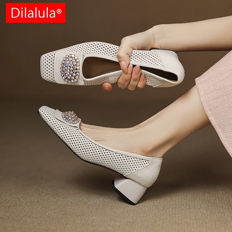 

Dilalula 2025, полые туфли-лодочки из натуральной кожи, женские туфли-лодочки с квадратным носком и стразами, женские вечерние туфли-лодочки для свиданий, женские туфли на среднем каблуке
