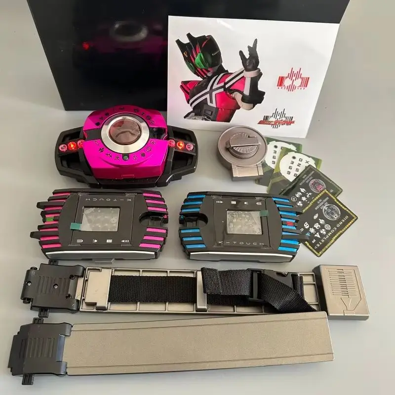 Cinto de Pilotagem Kamen Rider CSM Red Emperor 7.0 com BGM Japonês e Ligação de Diálogo para Bonecos de Ação, Colecionáveis e Enfeites