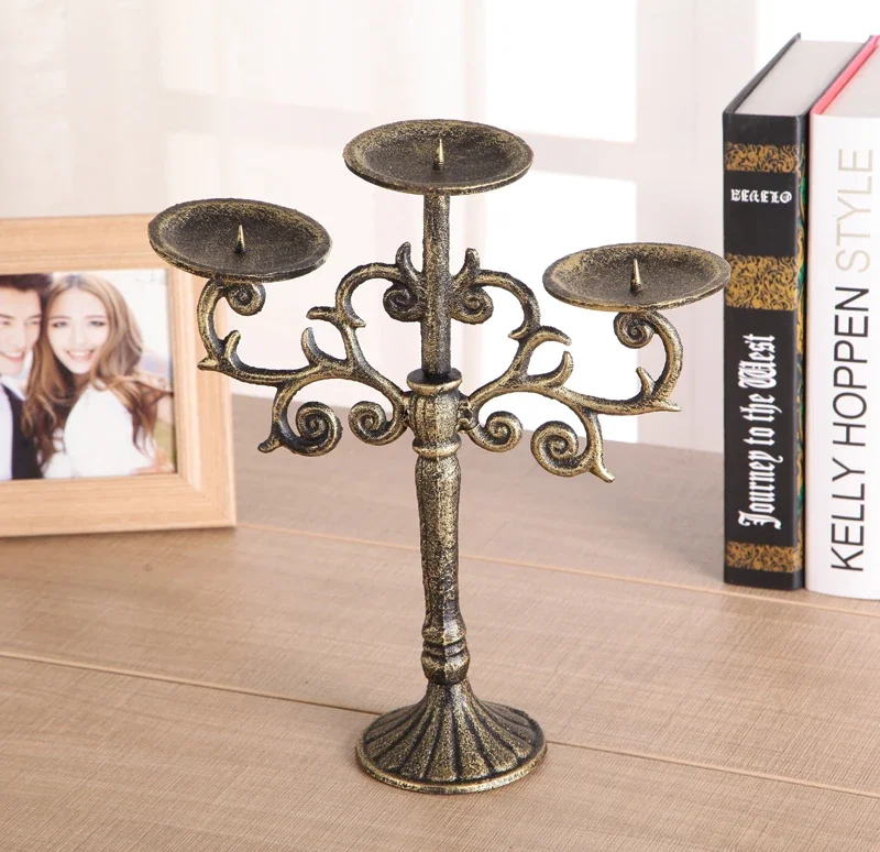 Handicrafts, carved iron candlesticks, wax stands, retro candle holders, home and wedding decorations