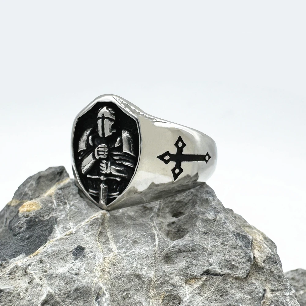 Solid Warrior Cross Ring 316L Stainless Steel Jewelry Helmet and Armor Hero Man Ring size 7-13