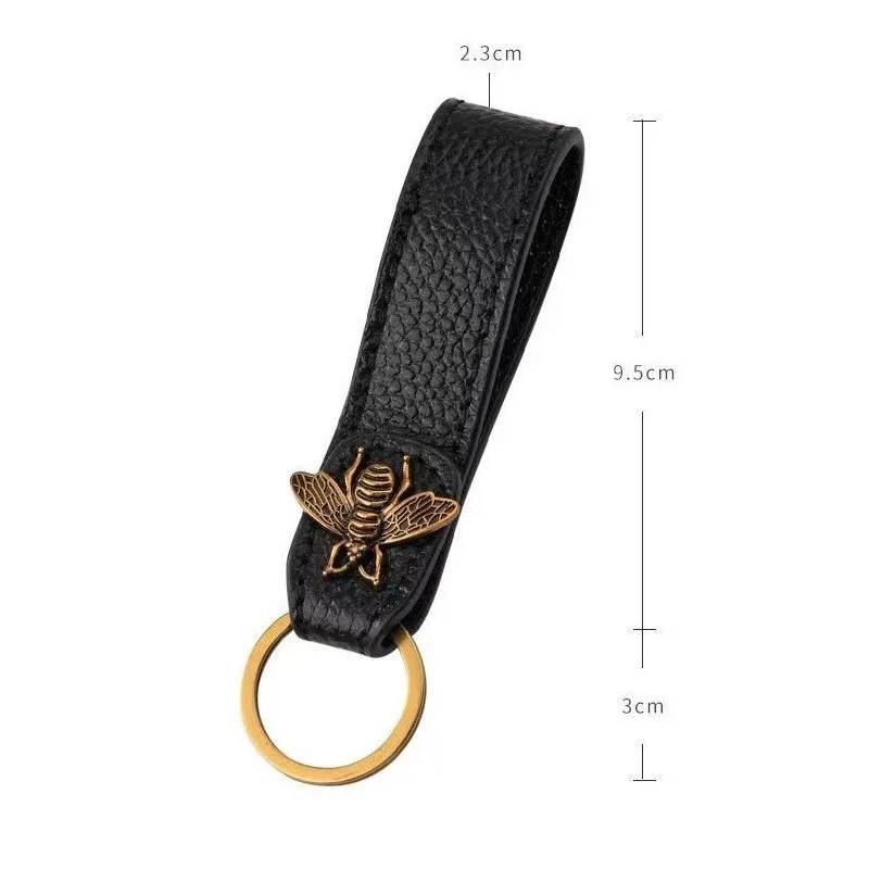 Gorgeous Retro Leather Keyring Delicate Bee Car Keychain Jewelry Fashion Designer Cowhide Key Chains for Men and Women Wholesale