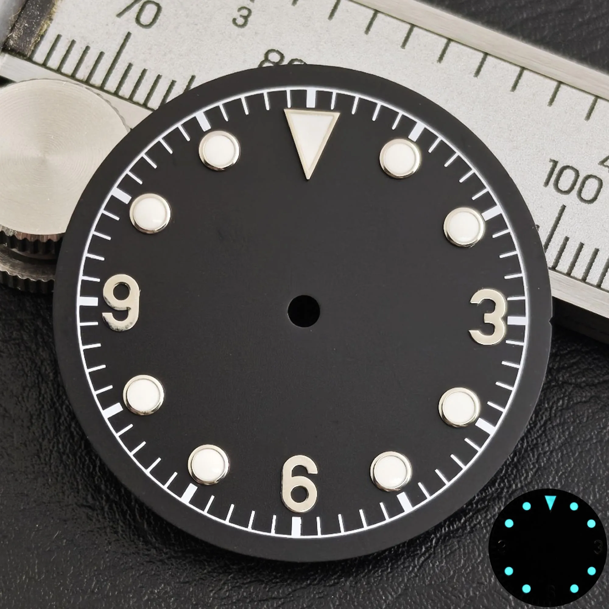 قرص ساعة 30.5 ملم مناسب لقطع غيار ساعة ميوتا 8215 ذات الحركة الميكانيكية الأوتوماتيكية باللون الأزرق والأخضر المضيء