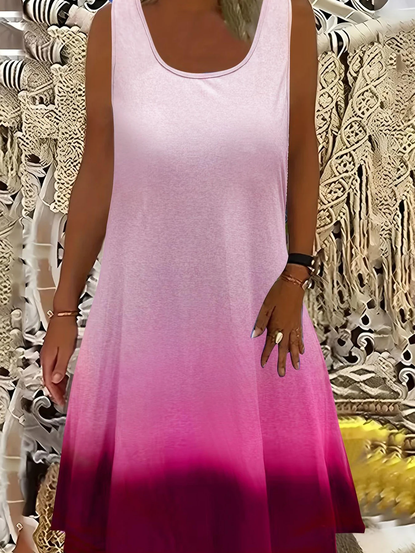 سترة نسائية كاجوال مقاس كبير للعطلات متدرجة ورقبة دائرية يجب اختيار عناصر الموضة للتنزه في الصيف