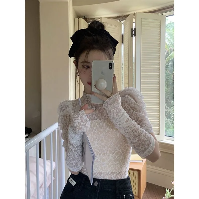 Korean Retro Sweet Mesh Lace Top Women Bubble Sleeve Stand Collar Hollow Out Slim Summer Chic Female Temperament Fashion Wear