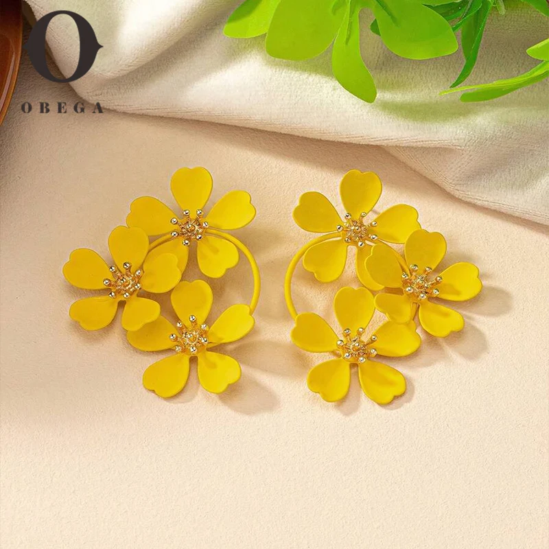 Obega Women Neon Pink Color Flowers Earring Stud Yellow Paiting Color Flower Sweet Summer Holiday Post Earrings Trendy Elegant