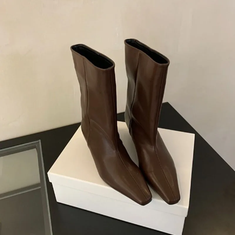 

2025 зимние новые брендовые женские короткие черные коричневые ботинки, модные рыцарские ботинки без шнуровки с круглым носком, ботильоны на квадратном низком каблуке