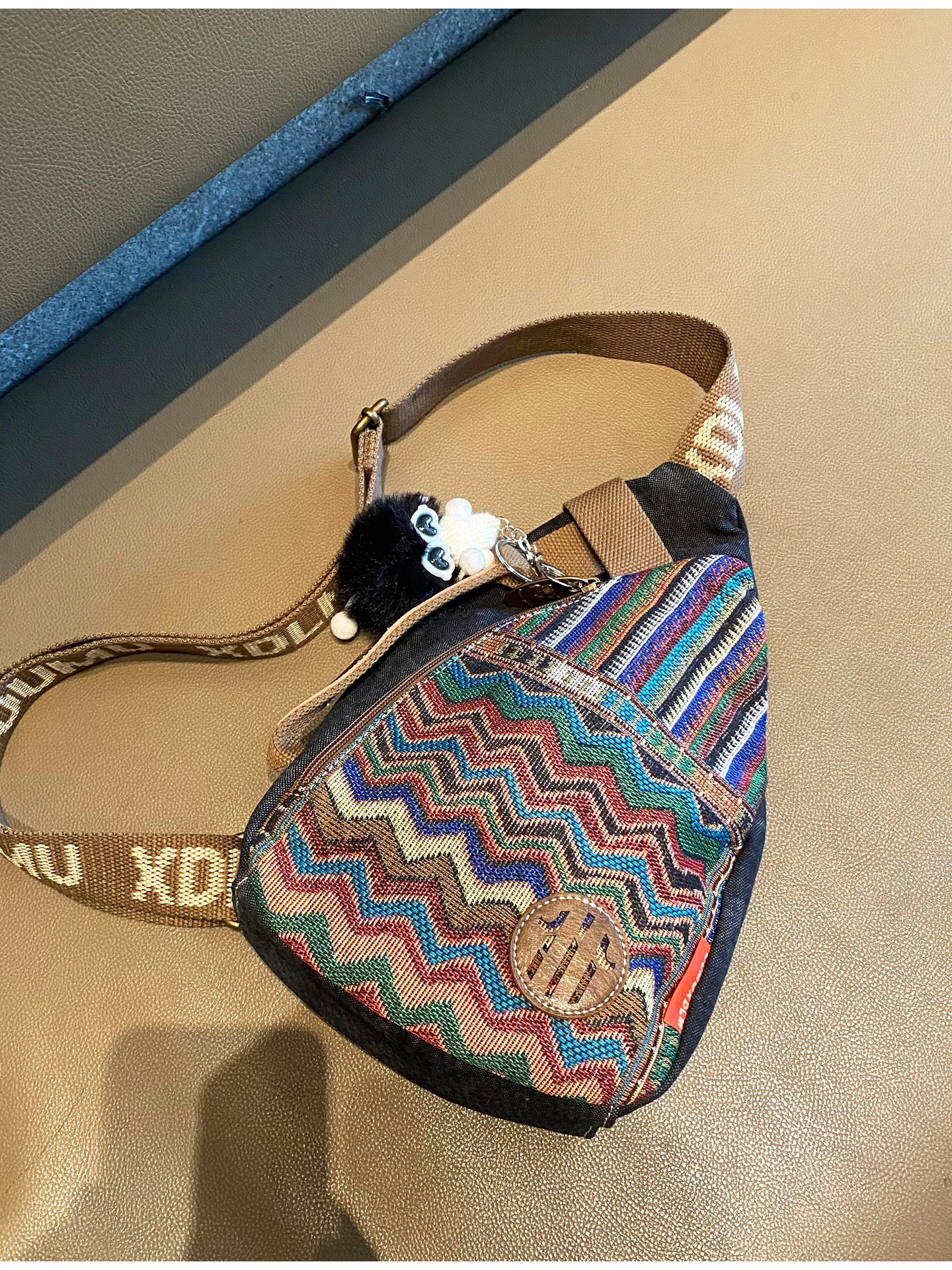retro-washed-denim-crossbody-chest-bag-outdoor-sports-travel-ethnic-embroidery-small-bag-men-women-leisure-style-zipper-closure