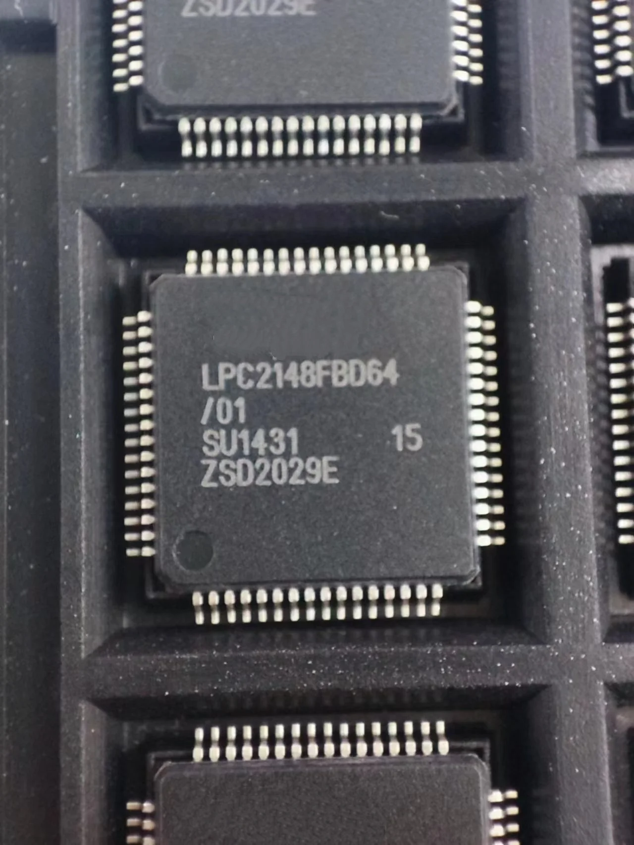 1~10pcs/lot LPC2148FBD64 LPC2146FBD64 LPC2144FBD64 LPC2142FBD64 LPC2141FBD64 LQFP-64 100% Brand New Original.