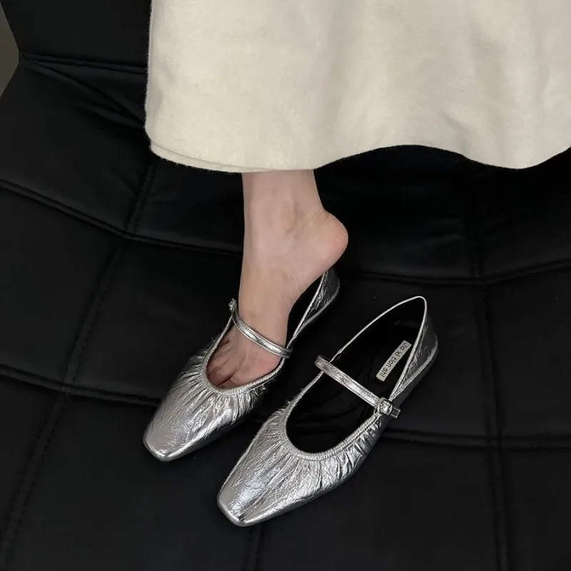 

2026 New Flat Silver French Style Niche Single Shoes for Women Popular Item with Skirt Mary Jane Shoes Fashion New Evening Shoes