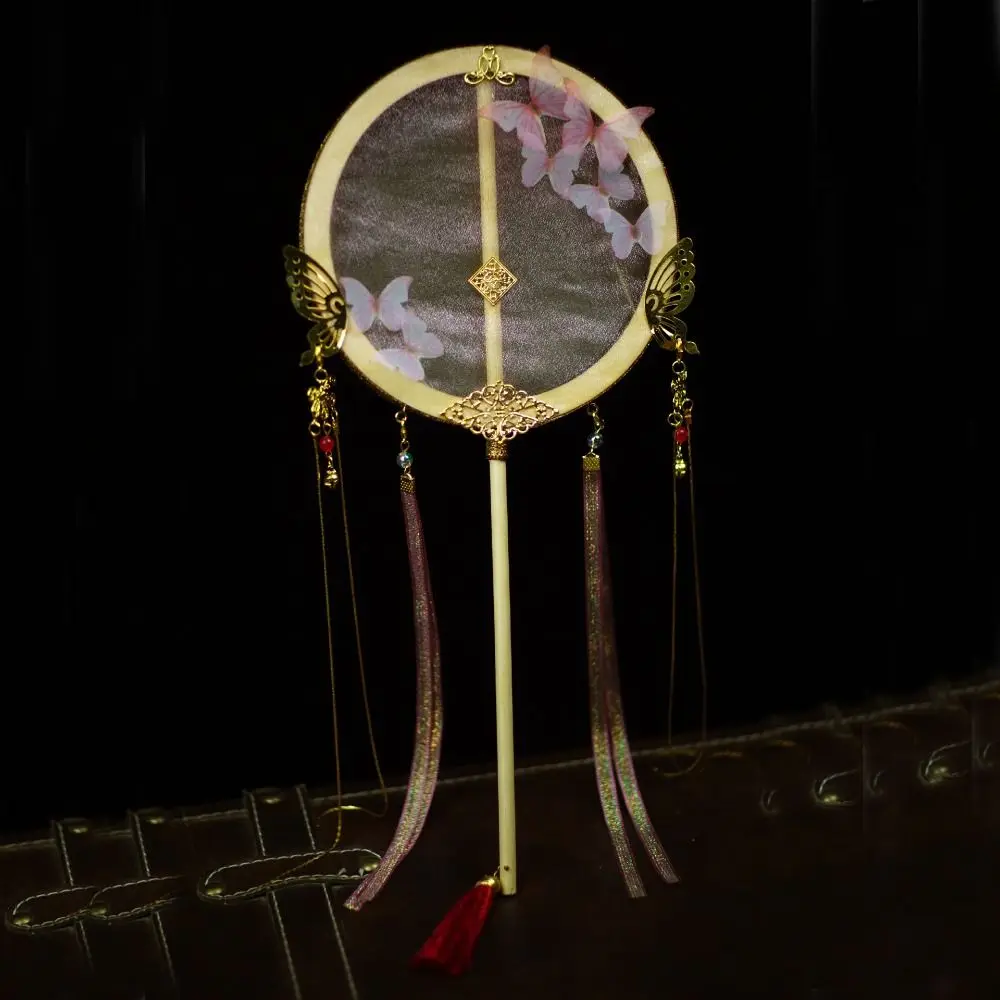 Dunhuang Chinese Style Chinese Embroidery Fan with Pendant Handheld Bridal Group Fan Ancient Tassels Silk Fan Wedding