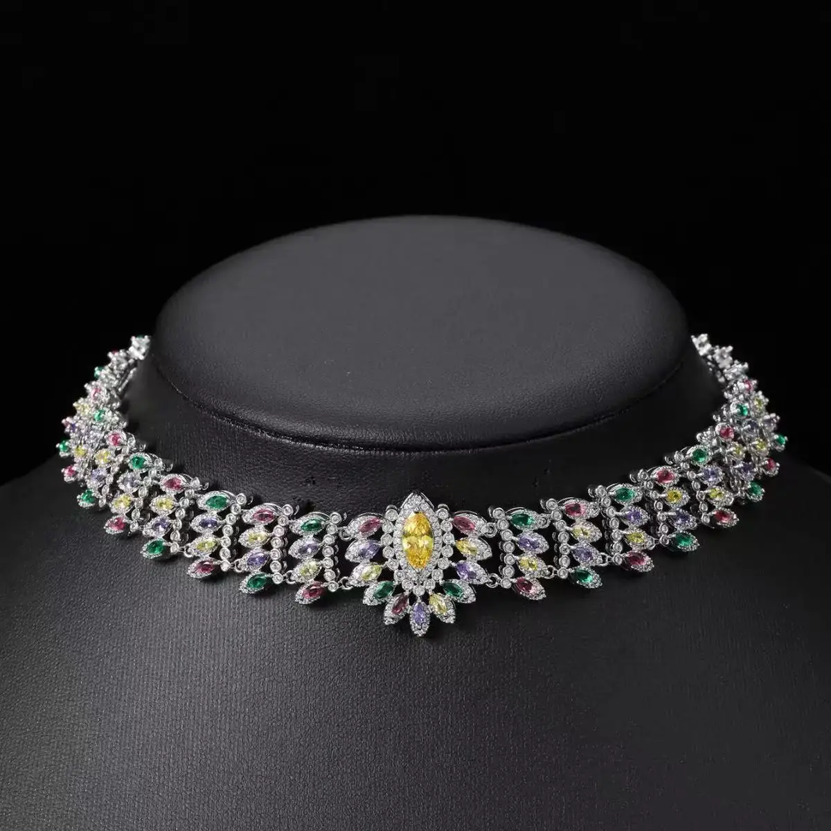 

Новый изысканный роскошный цветной циркониевый воротник, модное ожерелье, свадебные аксессуары, высокое качество