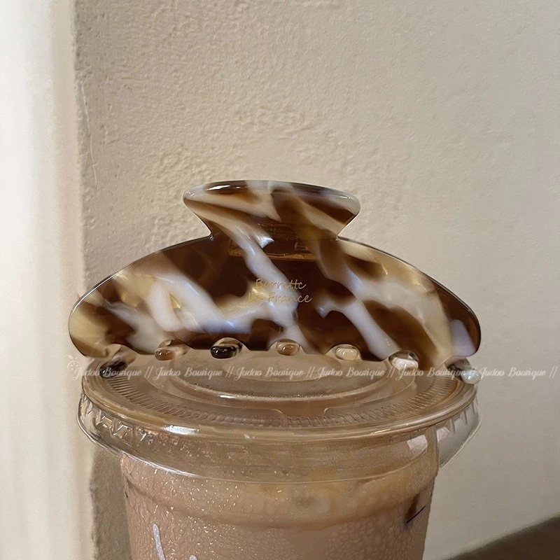 

Muweordy French Retro Classic Hair Claw Large Gold Label Acetate Claw Clips Trendy Hair Clips Hair Accessories for Women Girls