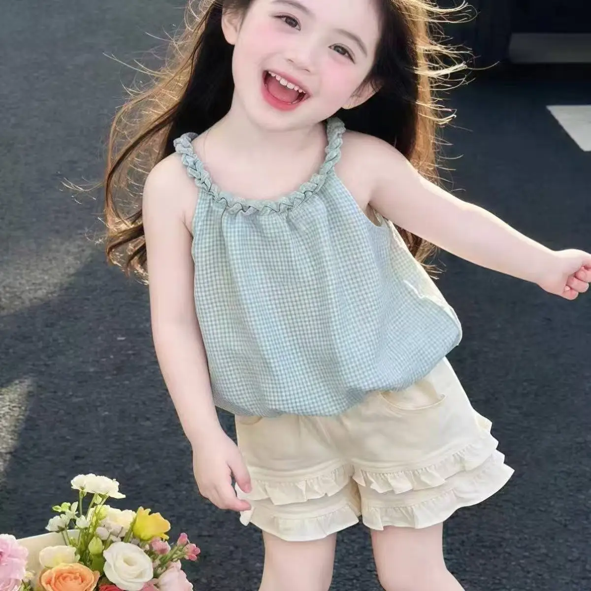 Baby and Girl Summer Set New Fashionable Small Fresh Hanging Neck Top Lace Shorts Two Piece Set 2-7Years