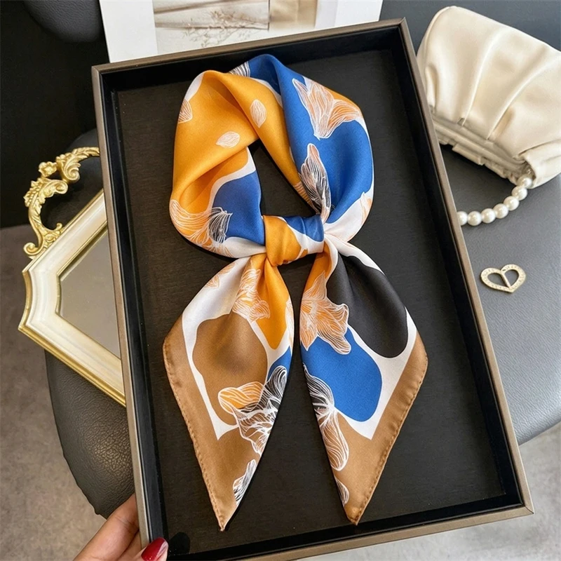 

Female Scarf Hijab Luxury Turban Square Print Wraps Headscarf Handkerchief Bandana Neckerchief Windproof Headband Fashion Shawl