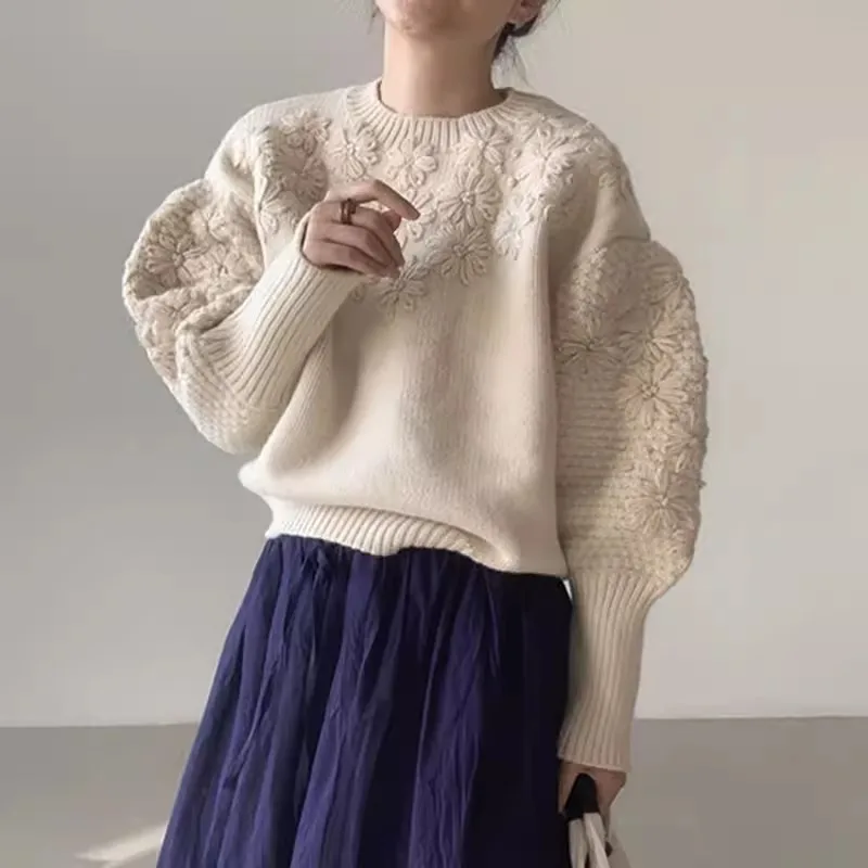 Spring Korean Vintage Short Knitted Pullover Tops Flowers Decoration Round Neck Lantern Sleeve Ladies Knitting Sweater Jumper