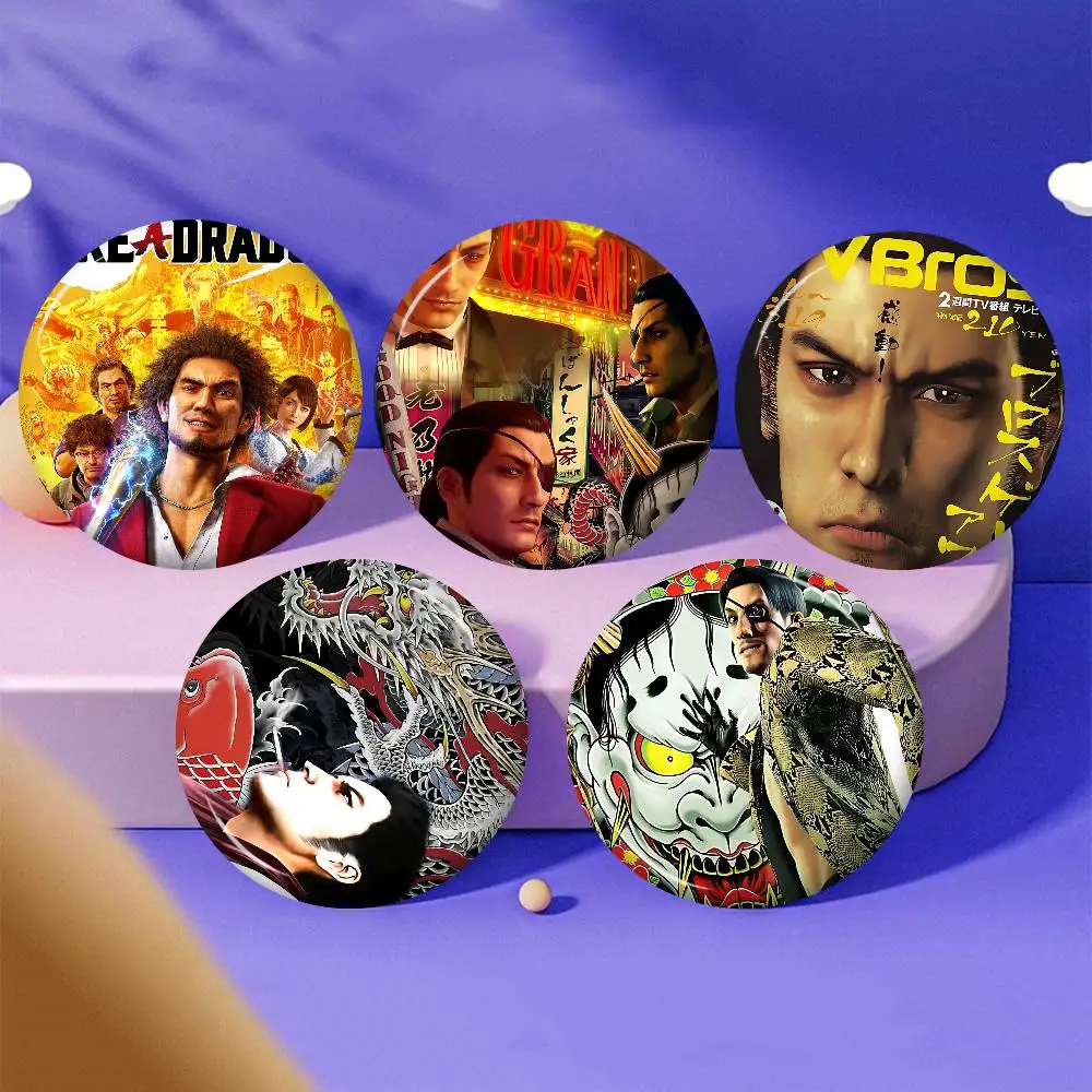 Y-YAKUZA صفيح لينة زر دبوس بروش شارة معدنية مخصصة مجوهرات اكسسوارات قبعة حقيبة التلبيب