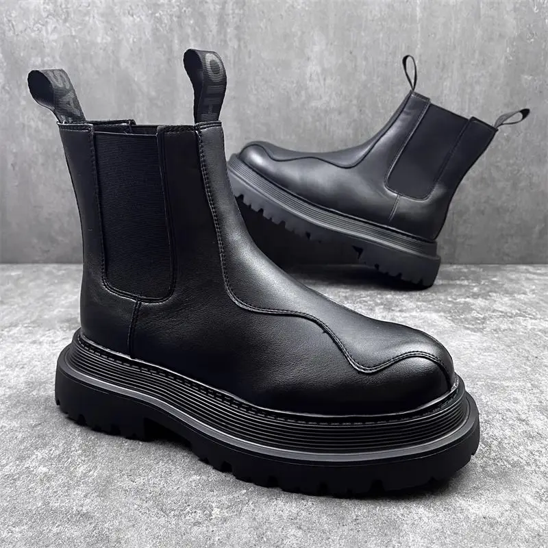 

2026 Men's Black Non-slip Snow High-top High-end Trendy Brand British Style Thickened Warm Short Boots